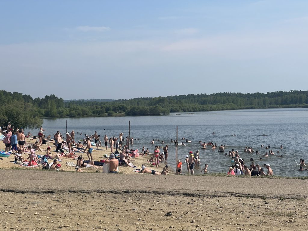 На водрхранке купаться нельзя