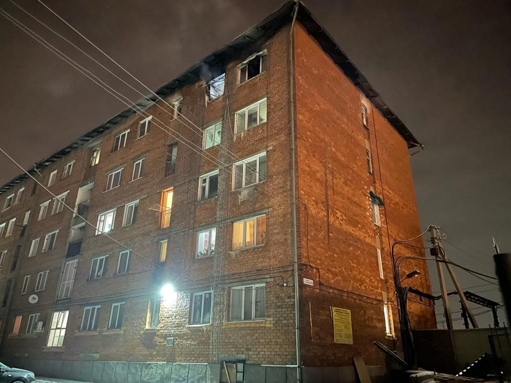 В Иркутске на пожаре погибли три человека